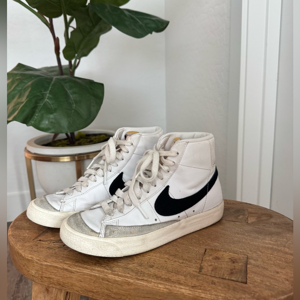 Nike Blazer '77 High top White and Black  Sneakers